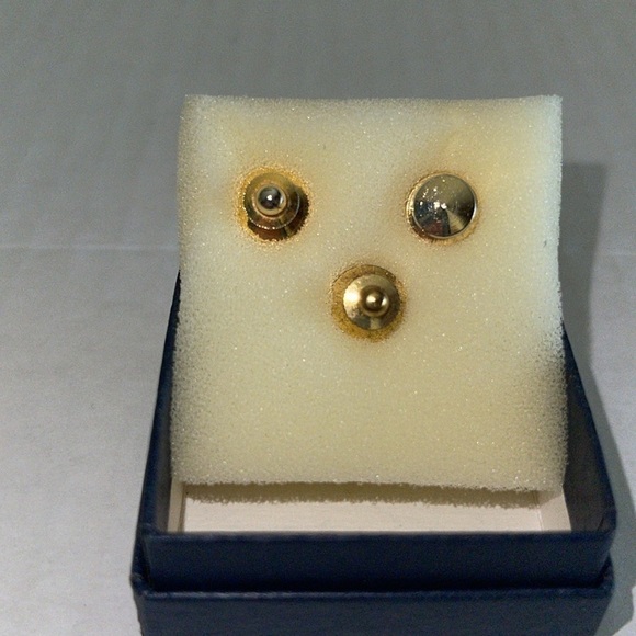 Walmart Employee 5, 10 And 15 Year Service Award Pins - Picture 2 of 2